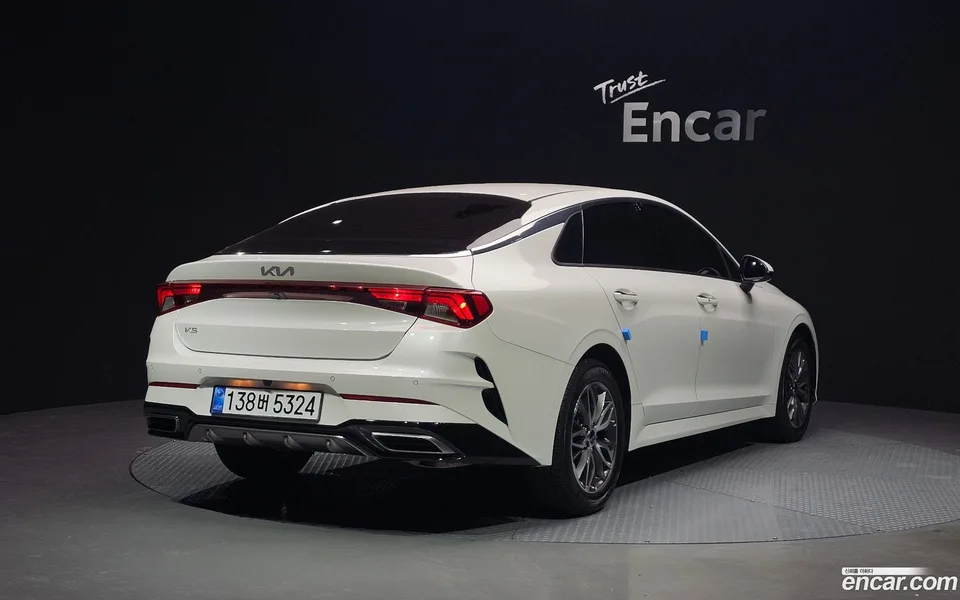 Kia K5 2.0 2023 — миниатюра 2