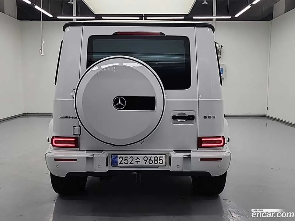 Mercedes-Benz G-Class (W463b) AMG G63 2024 — миниатюра 3