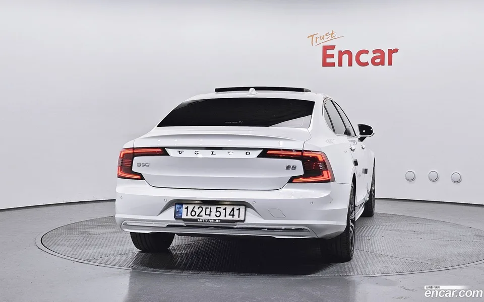Volvo S90 B5 2022 — миниатюра 4