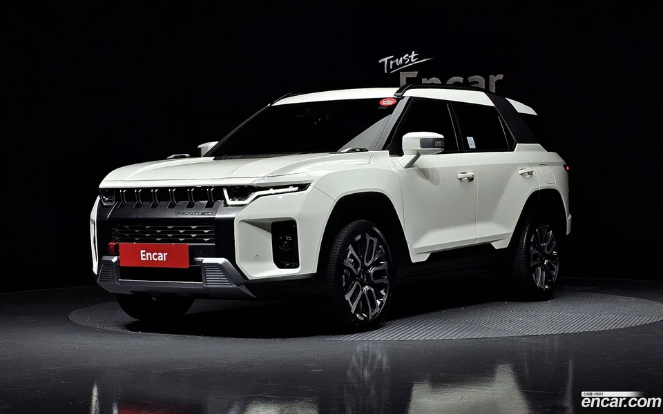 KG Mobility Torres 1.5 2WD 2023 — фото 1, купить с доставкой в Москву
