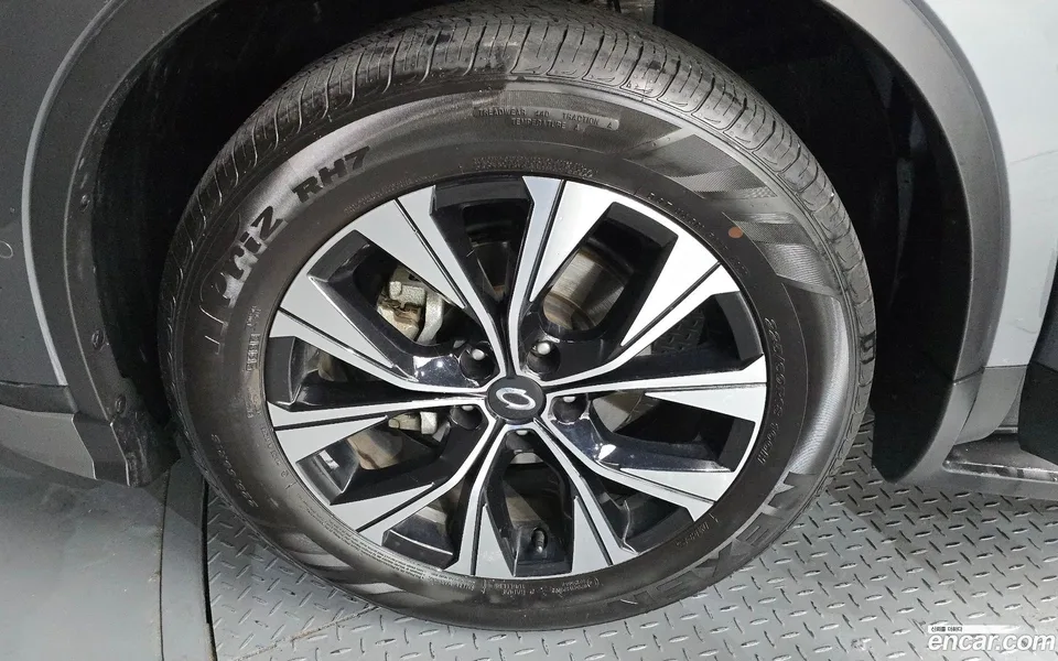 Renault Samsung QM6 2.0 LPe LE 2WD 2022 — миниатюра 5