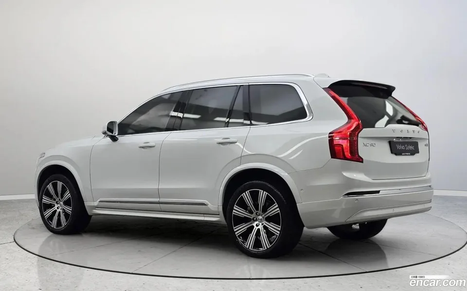Volvo XC90 B6 2025 — миниатюра 2
