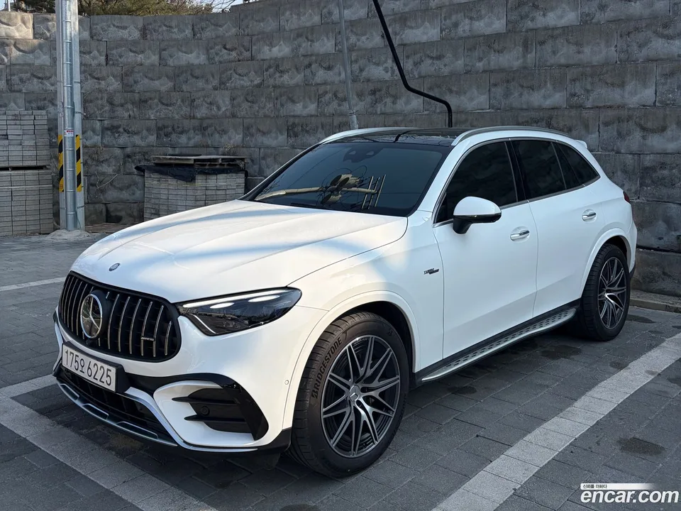 Mercedes-Benz GLC-Class AMG GLC43 4MATIC 2025 — фото 1, купить с доставкой в Москву