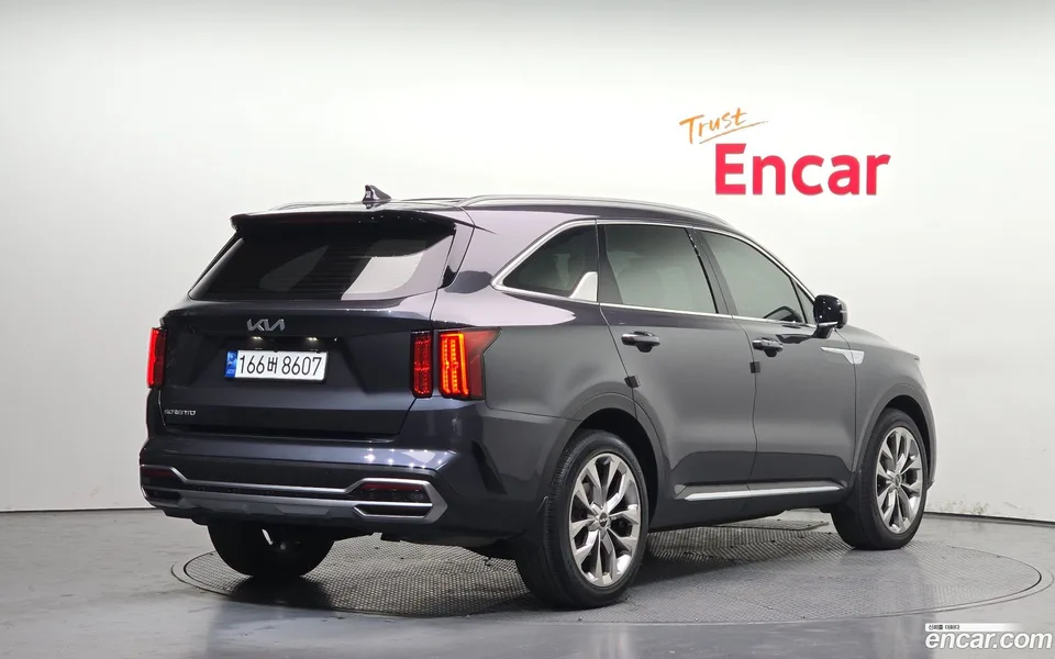 Kia Sorento 2.5T 2WD 2023 — миниатюра 2