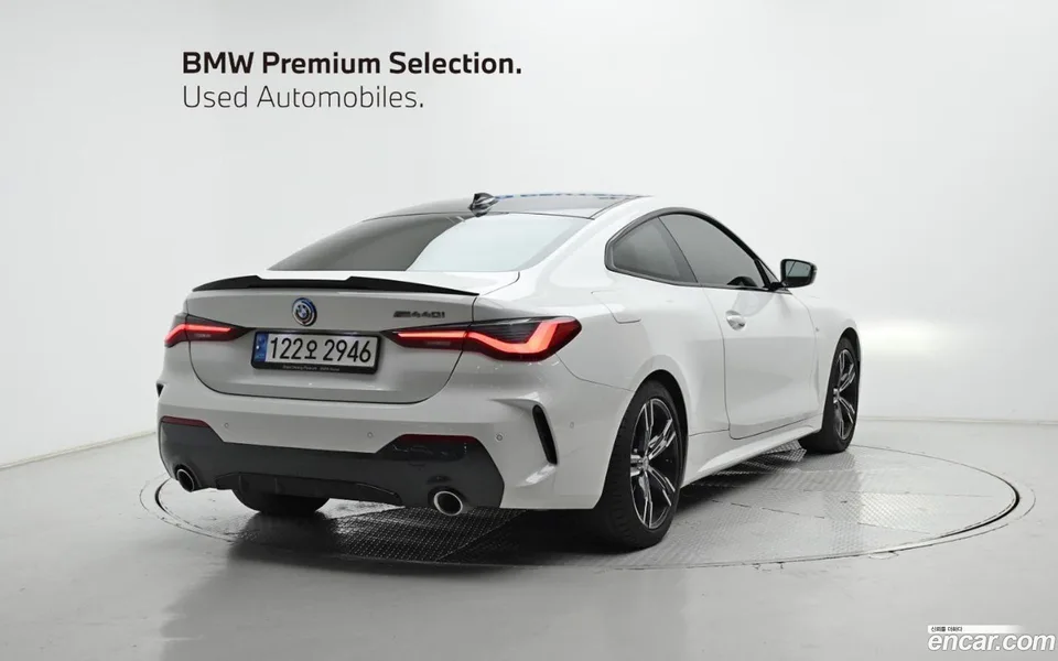 BMW 4 Series 420i M 2022 — миниатюра 2