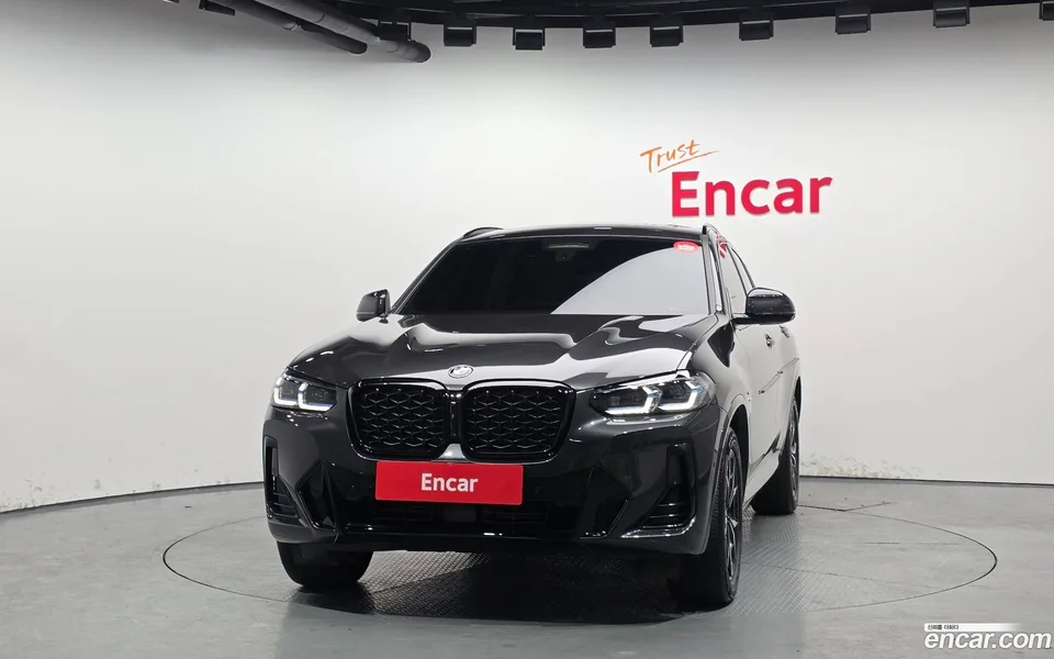 BMW X4 xDrive20i M 2023 — миниатюра 3