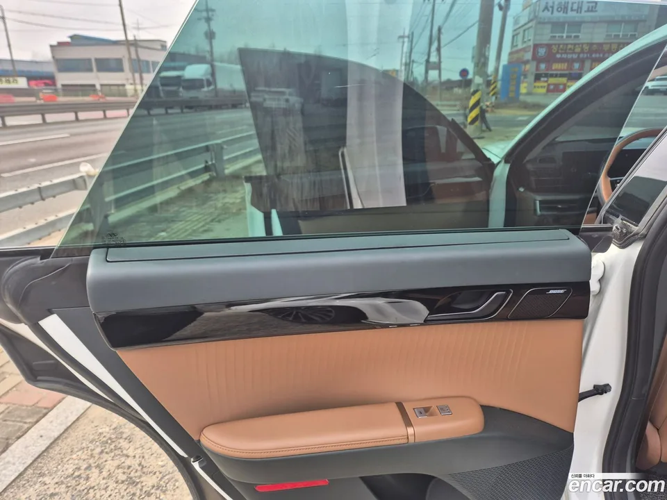 Hyundai Grandeur Hybrid 2023 — миниатюра 2