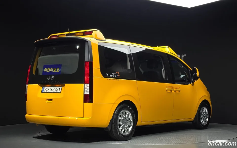 Hyundai Staria L3.5 2024 — миниатюра 2