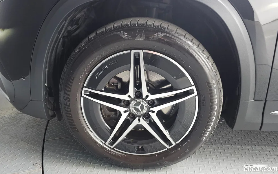 Mercedes-Benz EQA EQA250 AMG 2022 — миниатюра 5
