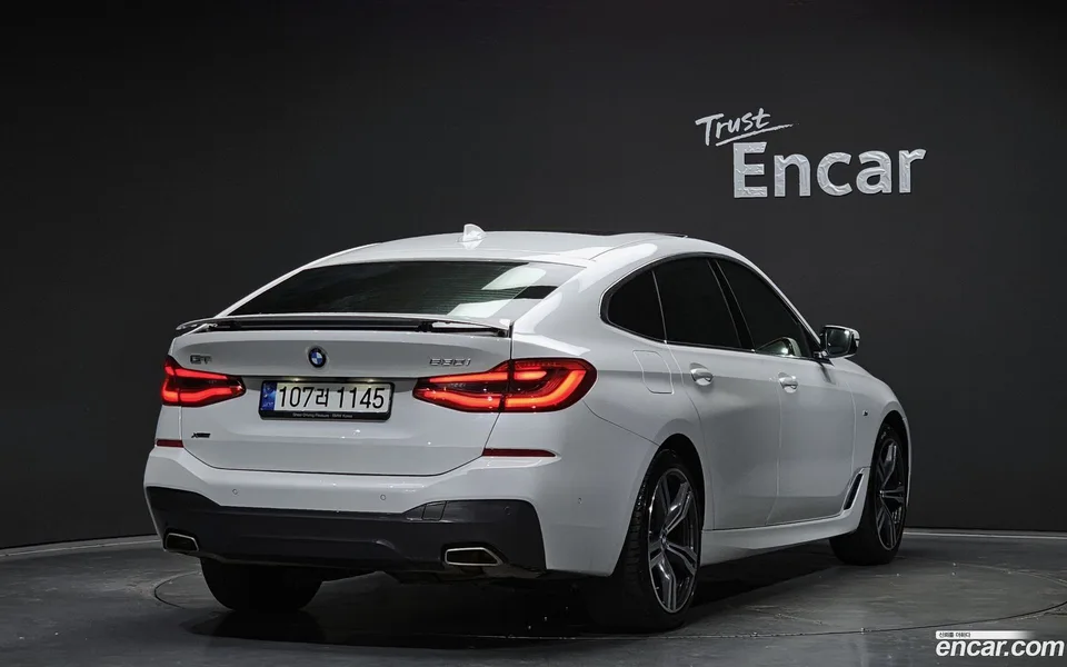 BMW 6 Series GT 630i xDrive M 2023 — миниатюра 2