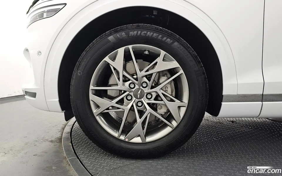 Genesis GV70 2.5T 2WD 2023 — миниатюра 5
