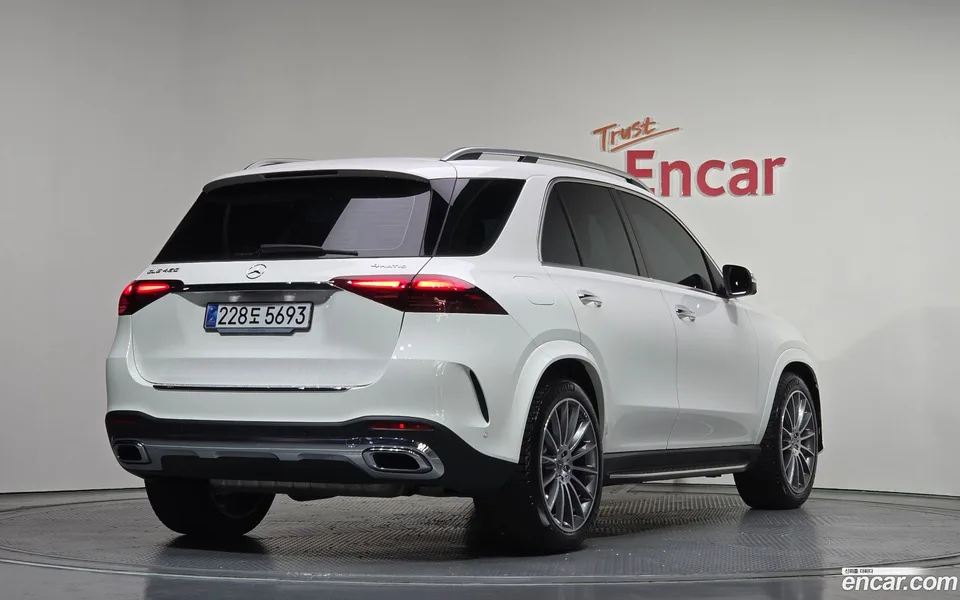 Mercedes-Benz GLE-Class GLE450 4MATIC 2025 — миниатюра 2