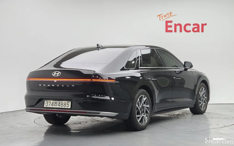 Hyundai Grandeur Hybrid 2023 — миниатюра 2