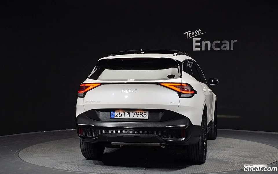 Kia Sportage Hybrid 30 2WD 2024 — миниатюра 4