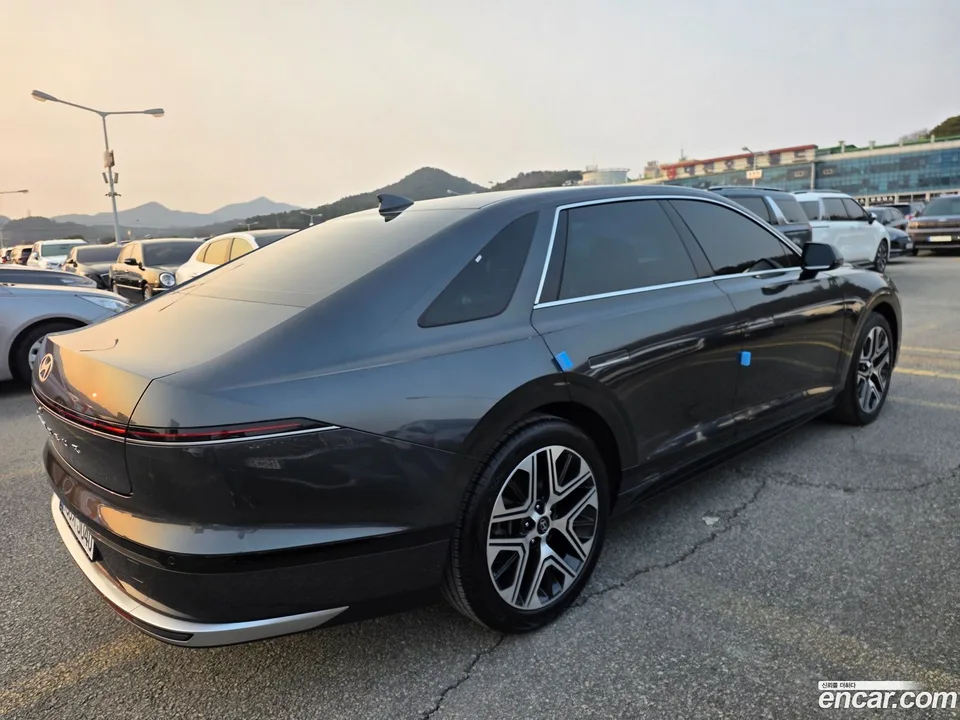 Hyundai Grandeur 2.5 2WD 2023 — миниатюра 4