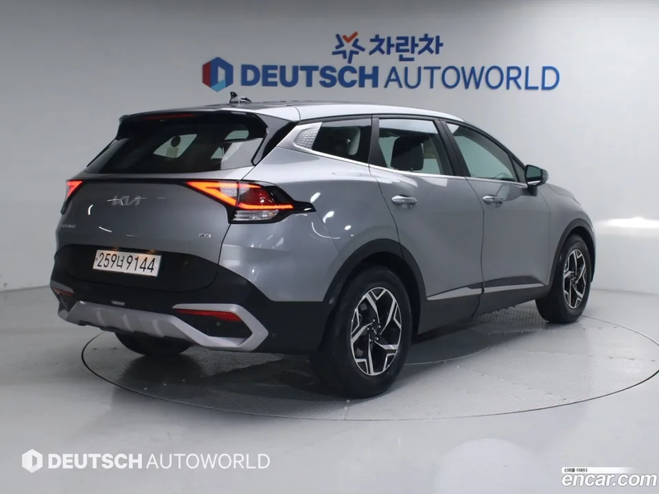 Kia Sportage 2.0 4WD 2023 — миниатюра 2
