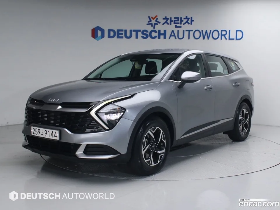Kia Sportage 2.0 4WD 2023 — фото 1, купить с доставкой в Москву