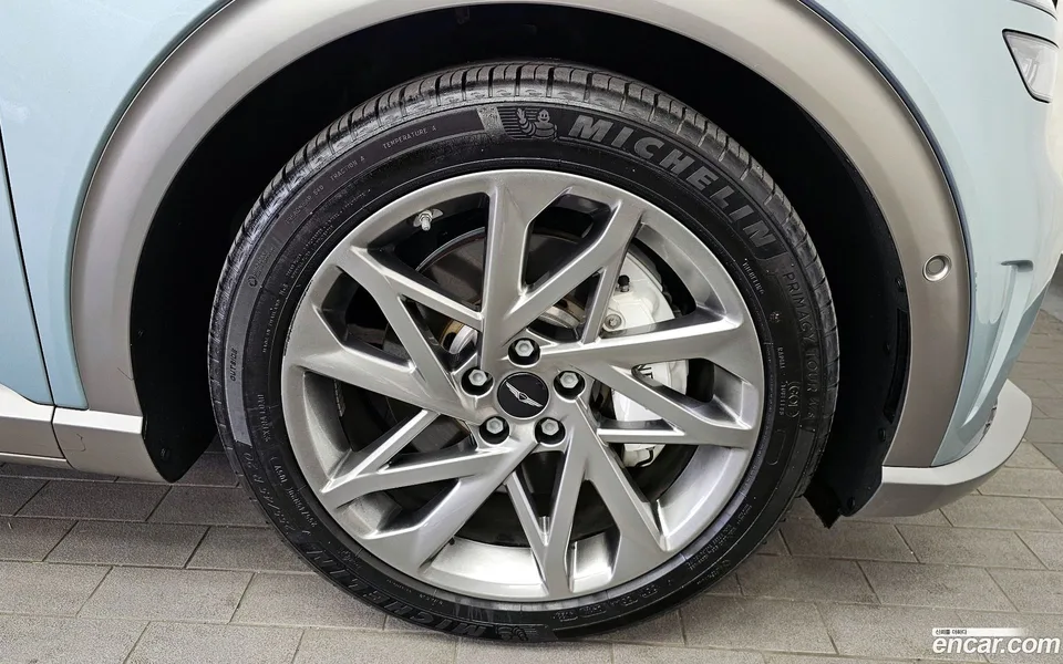 Genesis GV60 AWD 2023 — миниатюра 5