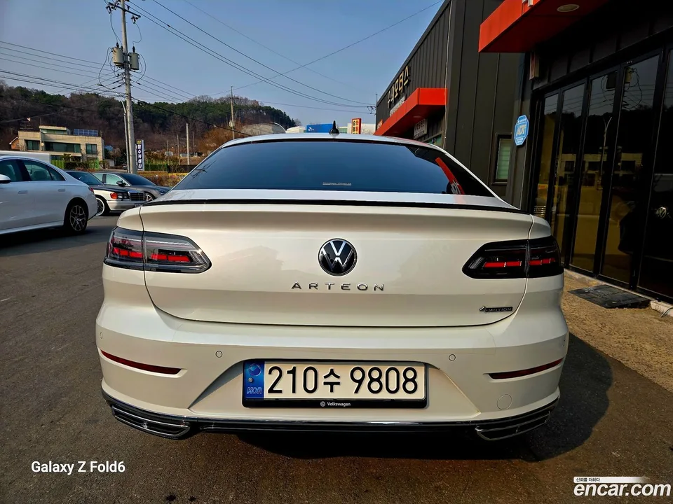Volkswagen Arteon 2.0 TDI R-LINE 4 2022 — миниатюра 5