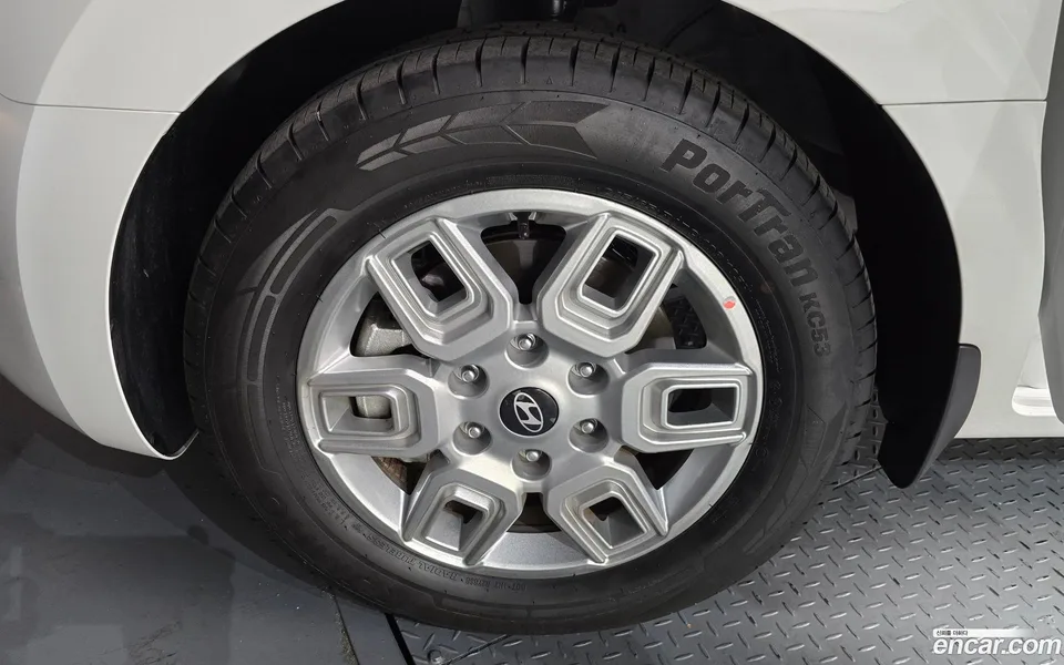 Hyundai Staria 3 2025 — миниатюра 5