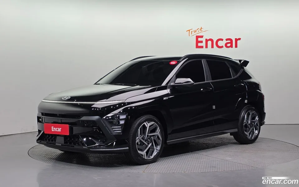 Hyundai Kona 1.6 4WD 2024 — фото 1, купить с доставкой в Москву