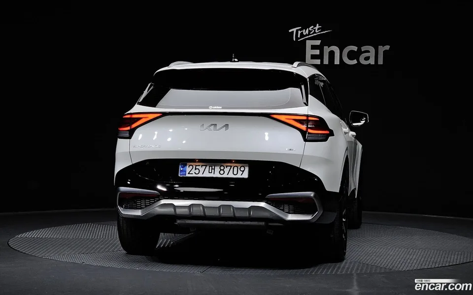 Kia Sportage Hybrid 2WD 2024 — миниатюра 4
