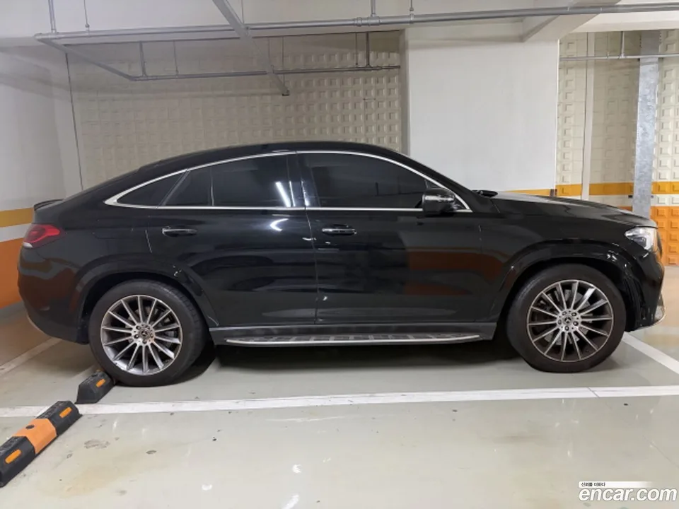 Mercedes-Benz GLE-Class GLE400d 4MATIC 2023 — миниатюра 2