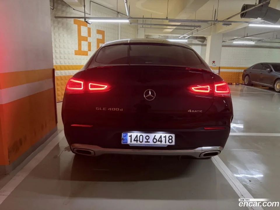 Mercedes-Benz GLE-Class GLE400d 4MATIC 2023 — миниатюра 3