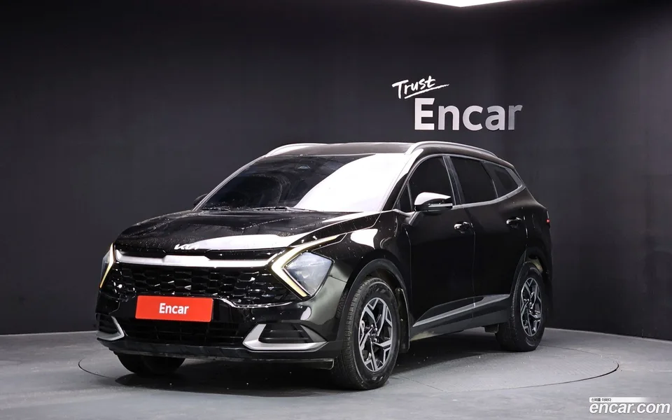 Kia Sportage 2.0 2WD 2022 — фото 1, купить с доставкой в Москву