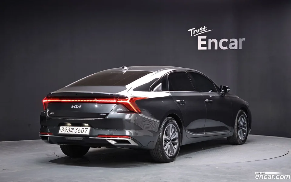 Kia K8 Hybrid 2022 — миниатюра 2