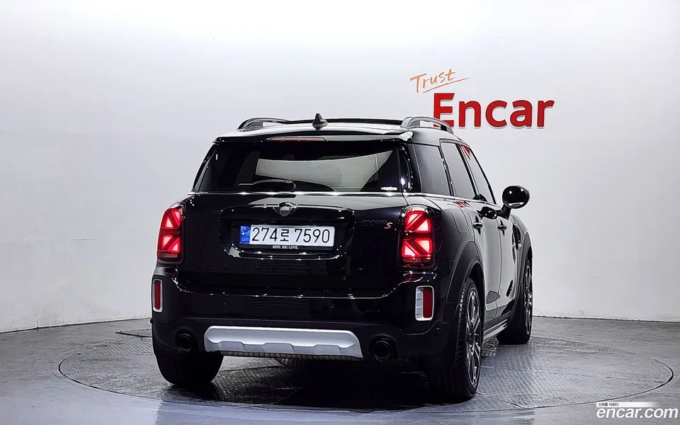 MINI Cooper S Countryman ALL4 2024 — миниатюра 4