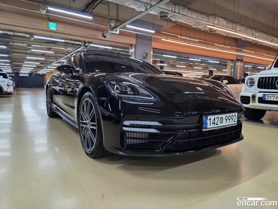 Porsche Panamera (971) 2.9 AWD 2023 — фото 1, купить с доставкой в Москву