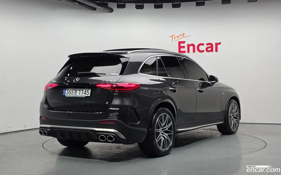 Mercedes-Benz GLC-Class AMG GLC43 4MATIC 2024 — миниатюра 2