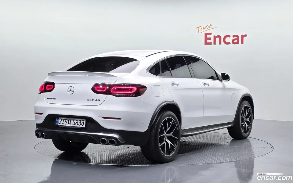 Mercedes-Benz GLC-Class AMG GLC43 4MATIC 2023 — миниатюра 2
