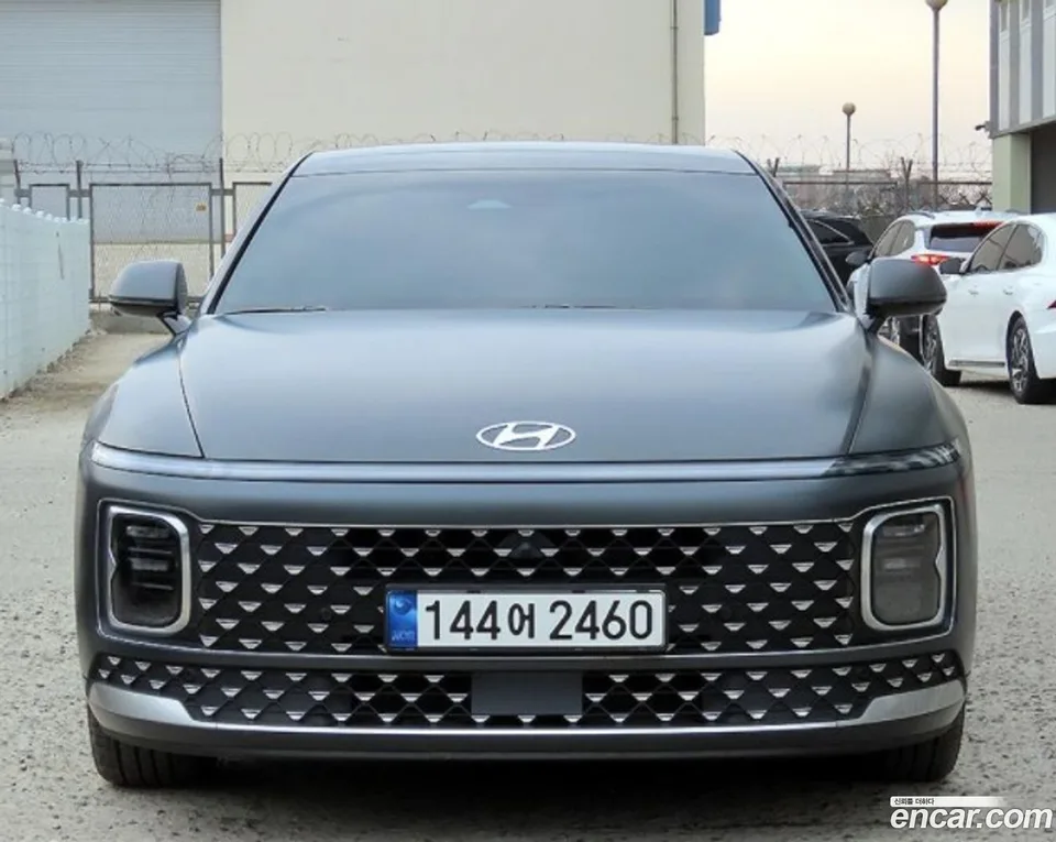 Hyundai Grandeur Hybrid 2023 — миниатюра 2