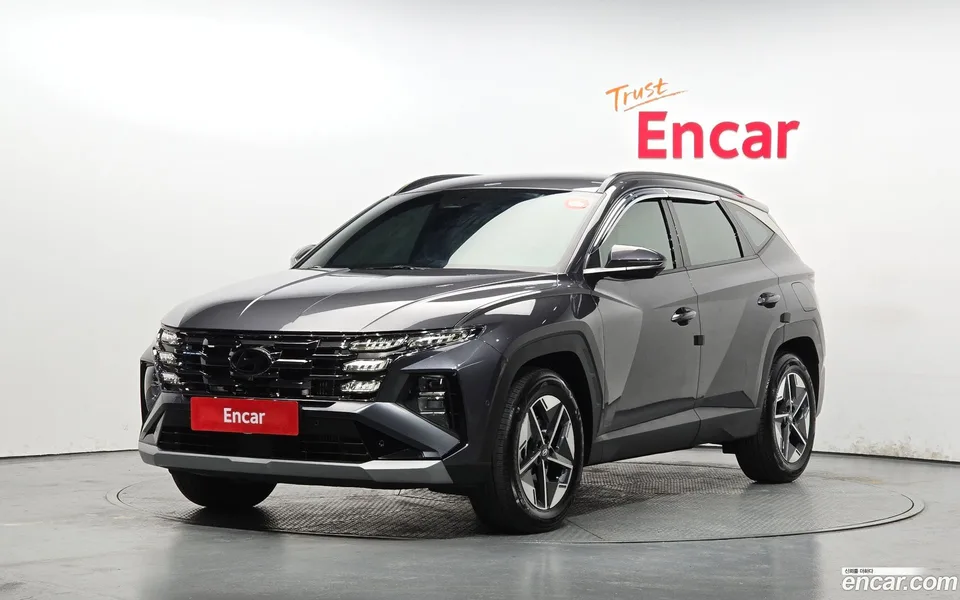Hyundai Tucson NX4 1.6 4WD 2025 — фото 1, купить с доставкой в Москву