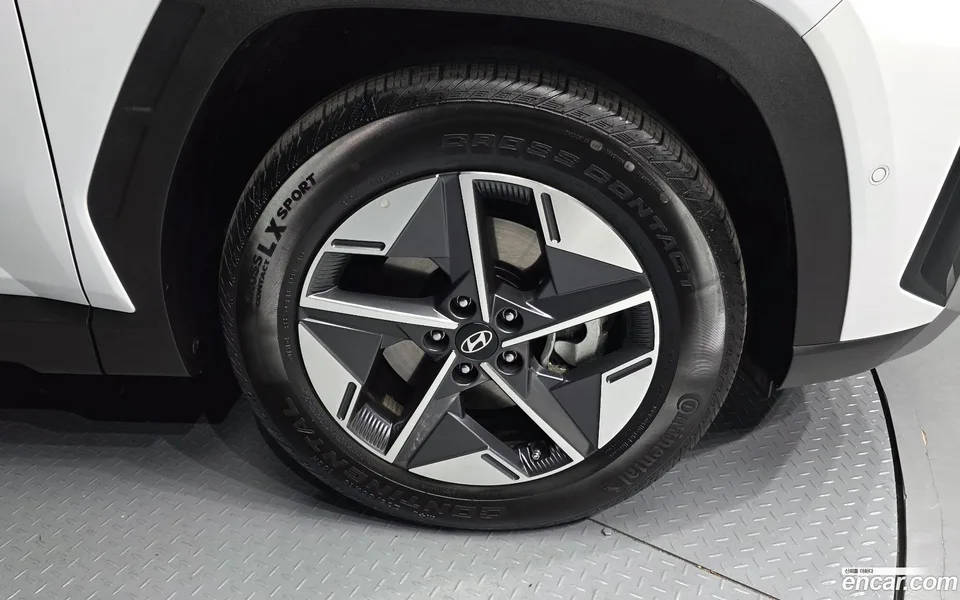 Hyundai Tucson Hybrid NX4 HEV 1.6 2WD 2025 — миниатюра 5