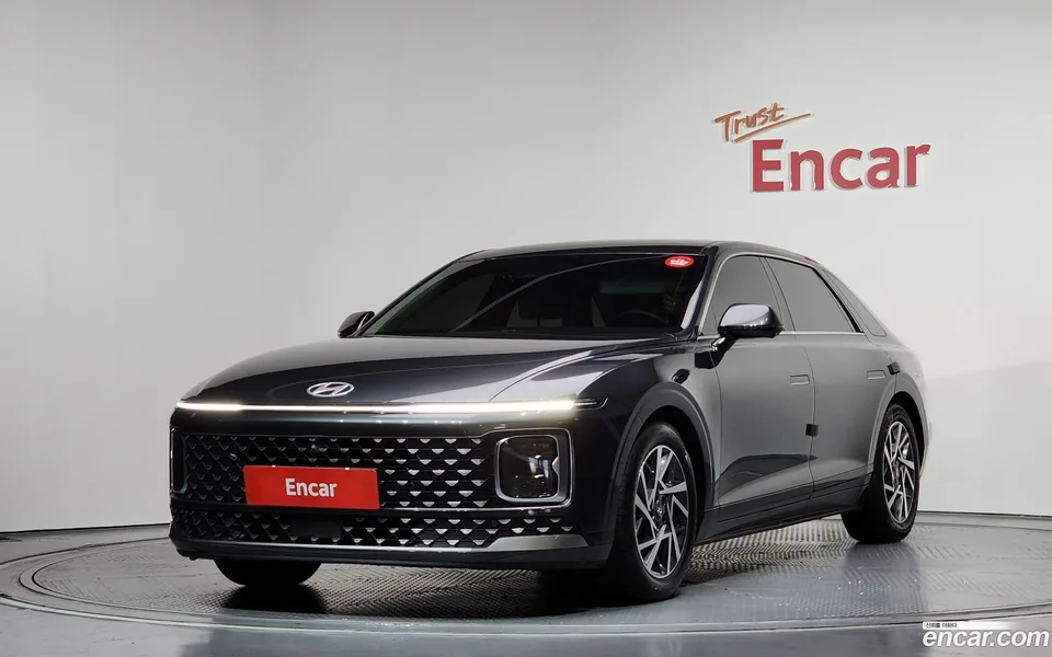 Hyundai Grandeur Hybrid 2023 — фото 1, купить с доставкой в Москву
