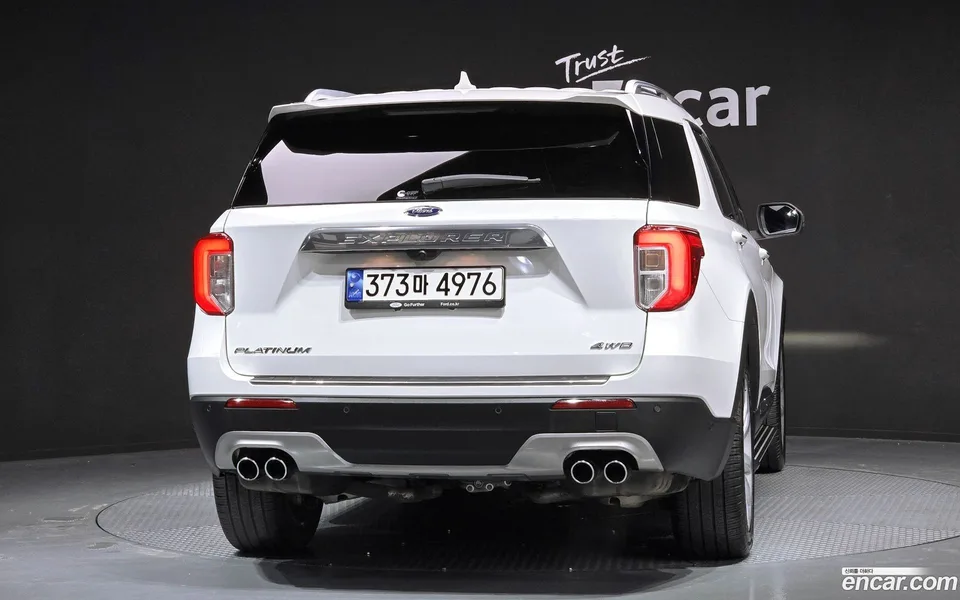 Ford Explorer 3.0 4WD 2023 — миниатюра 4