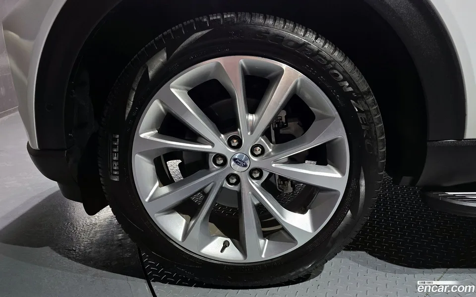 Ford Explorer 3.0 4WD 2023 — миниатюра 5