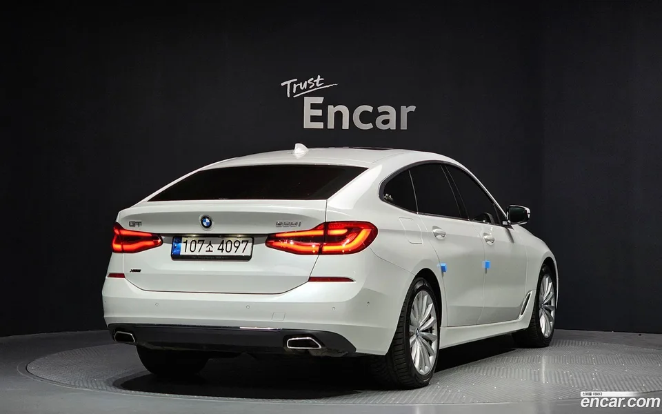 BMW 6 Series GT 630i xDrive 2022 — миниатюра 2