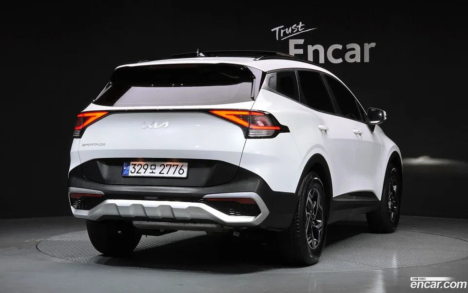 Kia Sportage 1.6 2WD 2022 — миниатюра 2