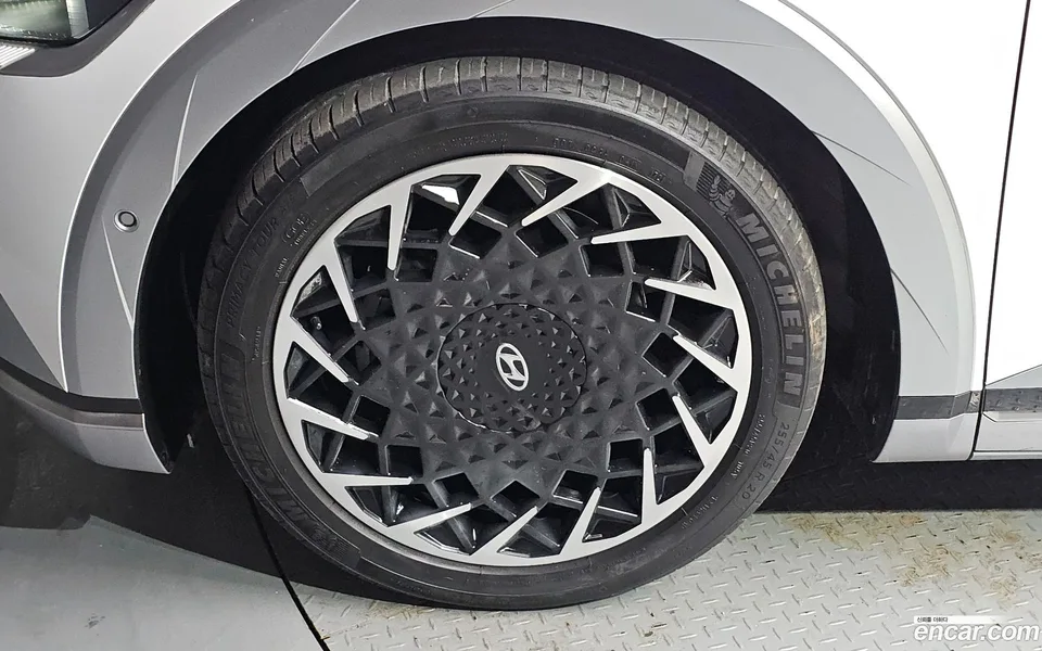 Hyundai Ioniq 5 AWD 2022 — миниатюра 5