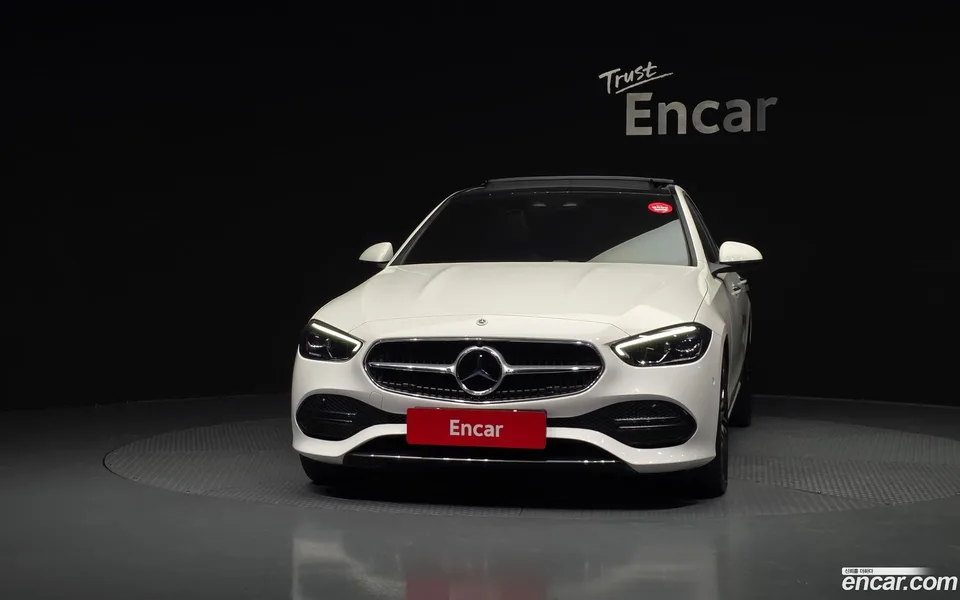 Mercedes-Benz C-Class C300 4MATIC 2023 — миниатюра 3