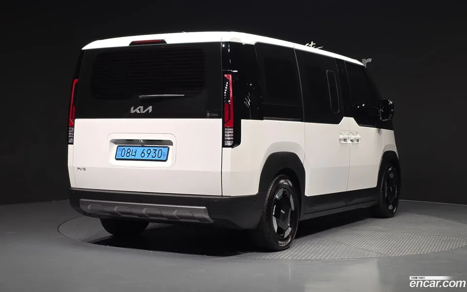 Kia PV5 2025 — миниатюра 2