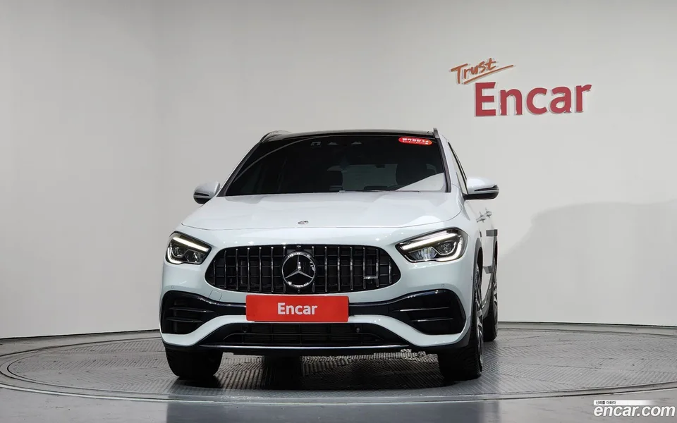 Mercedes-Benz GLA-Class GLA45 AMG 4MATIC+ 2022 — миниатюра 3