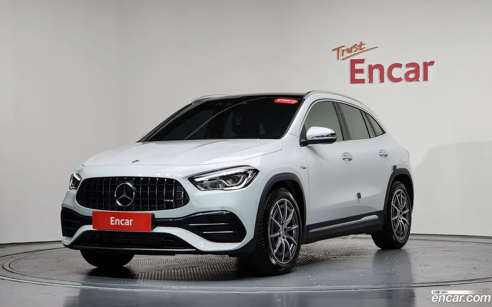 Mercedes-Benz GLA-Class GLA45 AMG 4MATIC+ 2022 — фото 1, купить с доставкой в Москву