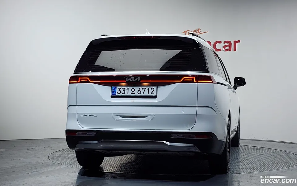Kia Carnival 9 2022 — миниатюра 4