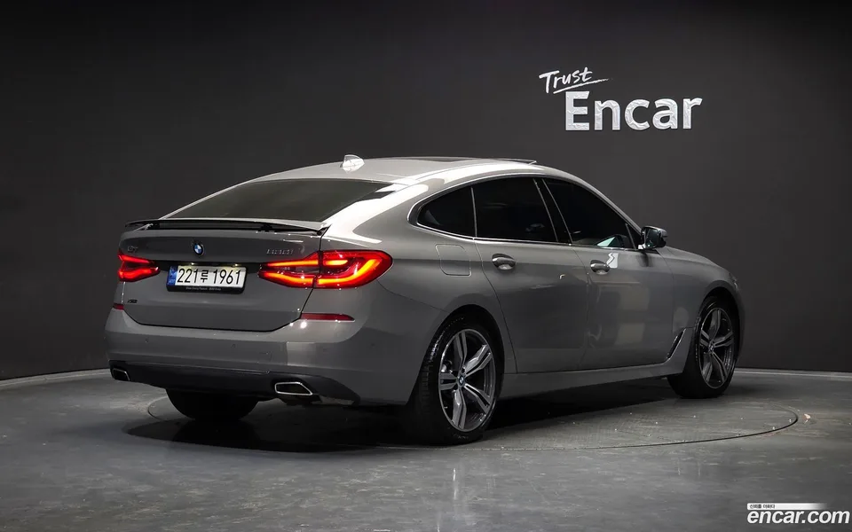 BMW 6 Series GT 630i xDrive 2022 — миниатюра 2