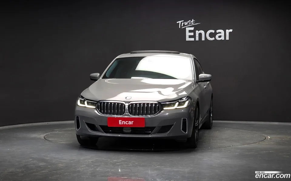 BMW 6 Series GT 630i xDrive 2022 — миниатюра 3